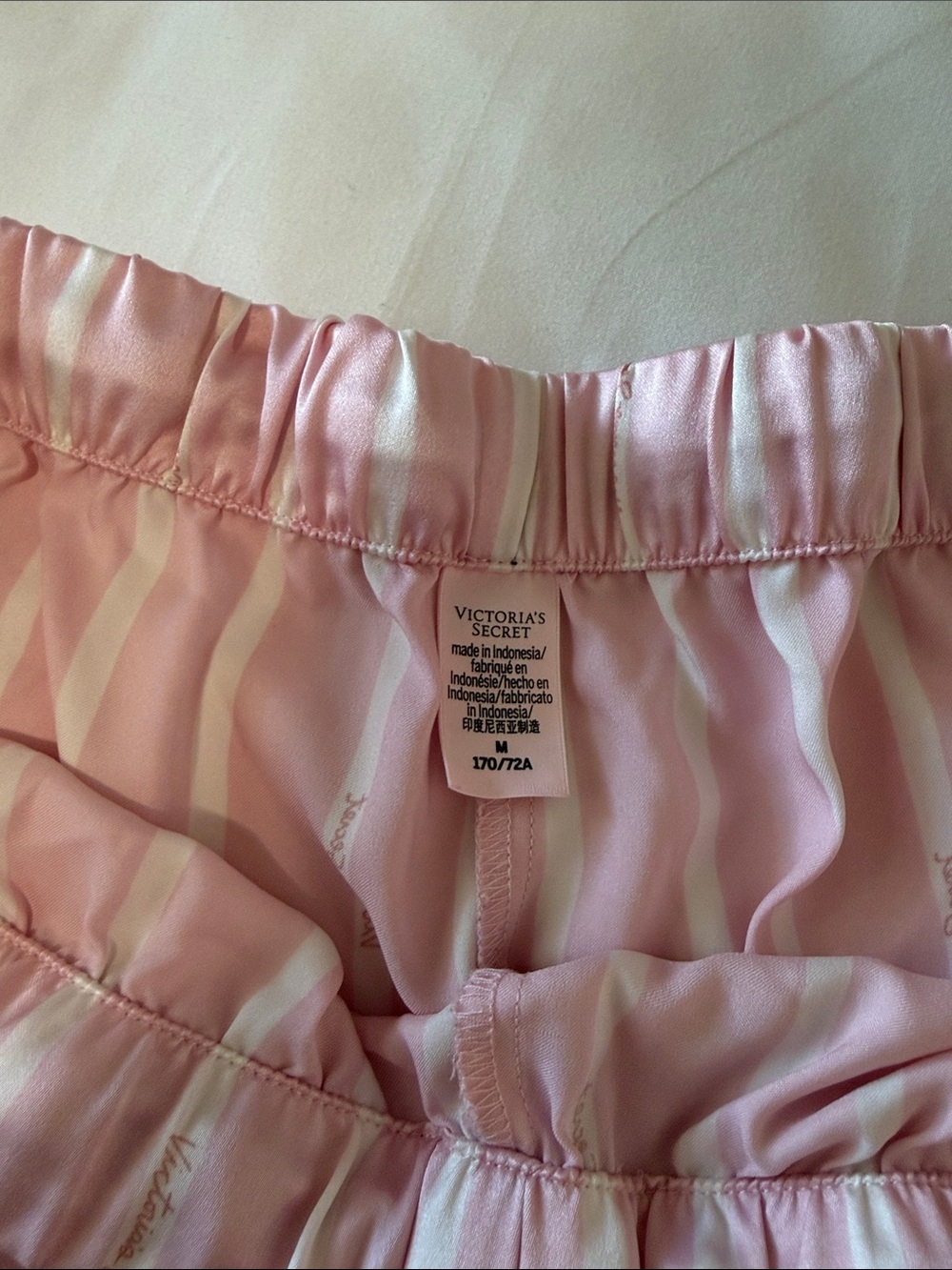 Victoria secret pj set - Picture 7 of 8